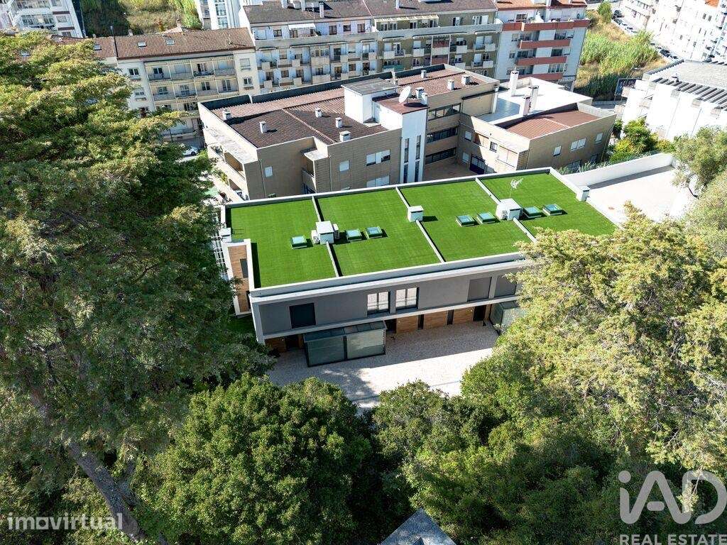 Casa / Villa T3 em Leiria, Pousos, Barreira e Cortes de 278,00 m2 - Grande imagem: 4/29