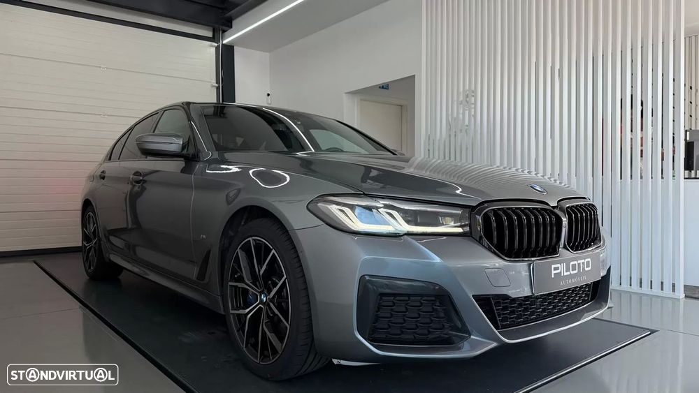 BMW 530 e Pack Desportivo M - 7