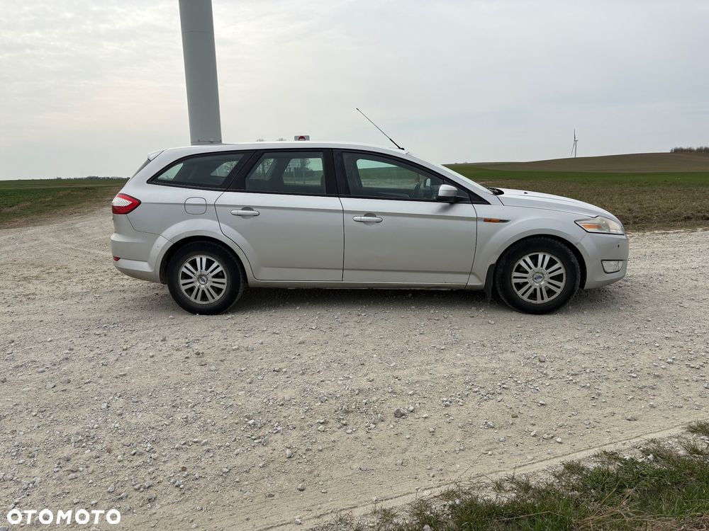 Ford Mondeo 1.8 TDCi Trend - 4