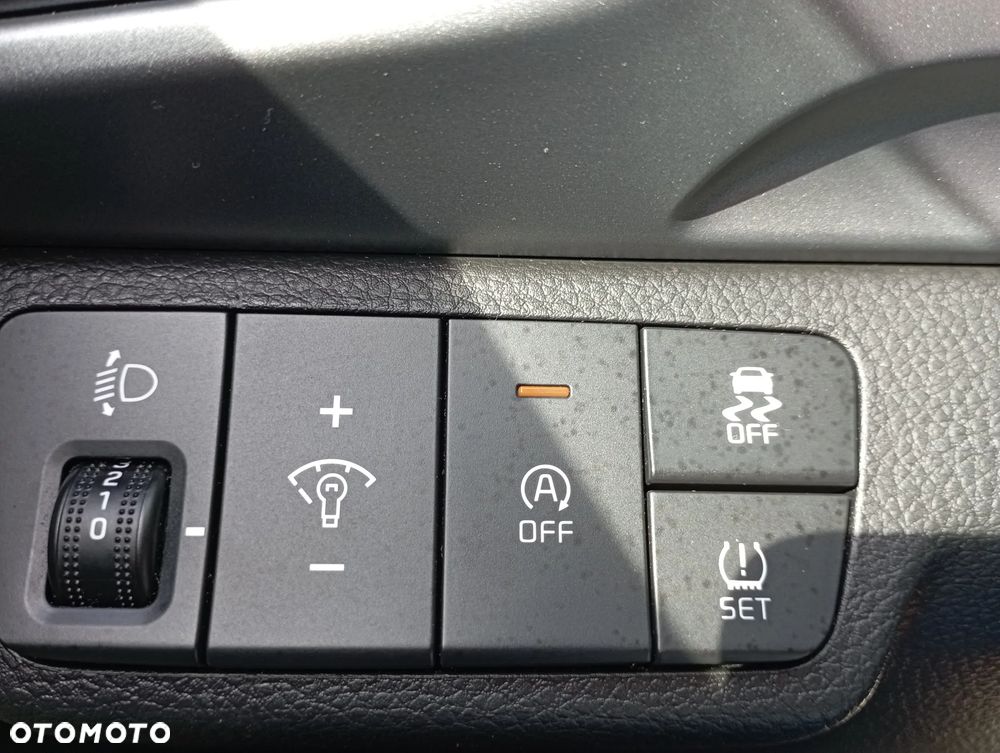 Kia Stonic 1.2 L - 19