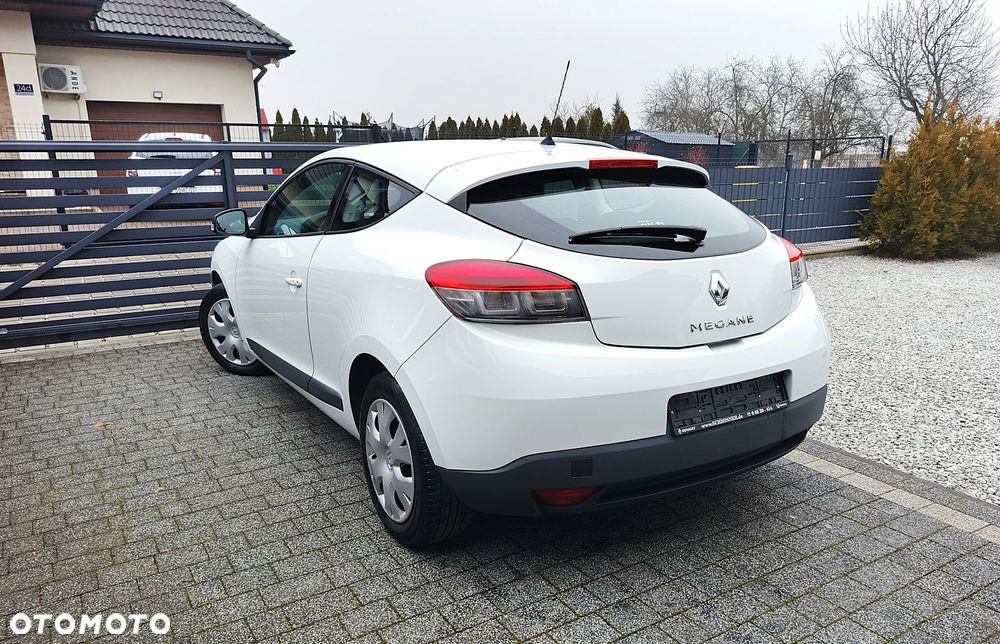 Renault Megane 1.6 16V Sport Way - 10