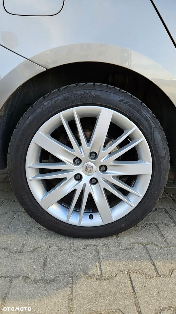 Renault Laguna dCi 175 FAP Initiale - 10