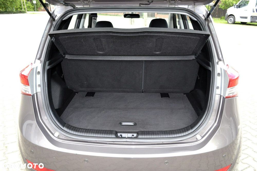 Hyundai ix20 1.6 Automatik YES Plus - 16