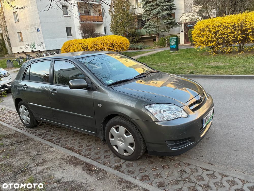 Toyota Corolla 1.6 VVT-i Terra - 1