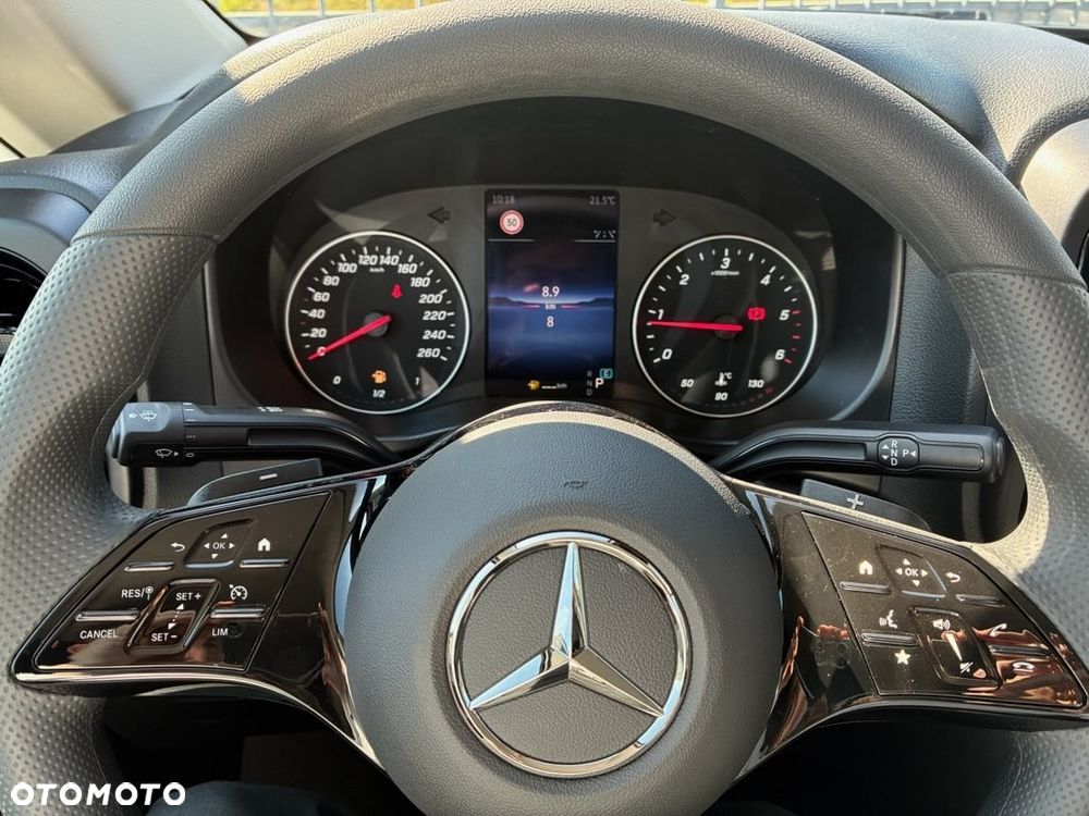 Mercedes-Benz VITO 114 CDI Furgon L2 - 11