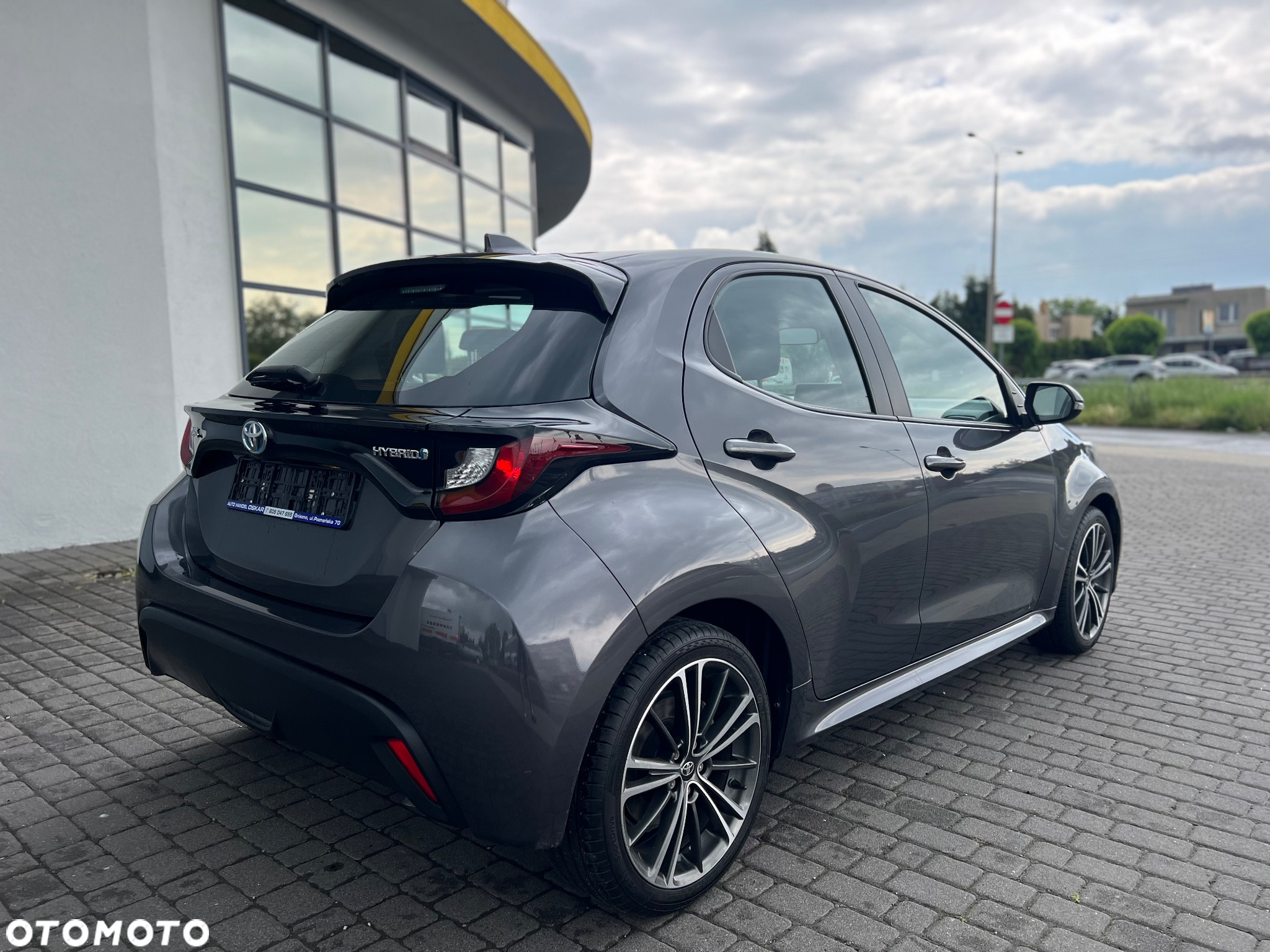 Toyota Yaris Hybrid 1.5 Comfort - 19