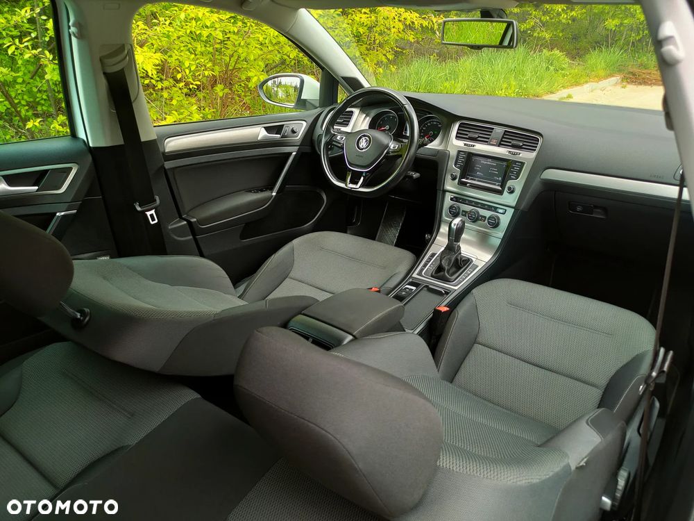Volkswagen Golf 1.4 TSI BlueMotion Technology DSG Highline - 17