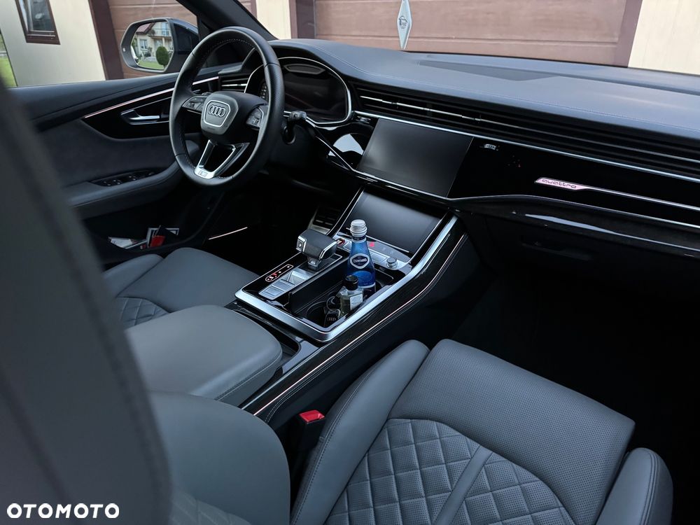 Audi SQ8 TFSI Quattro Tiptronic - 3