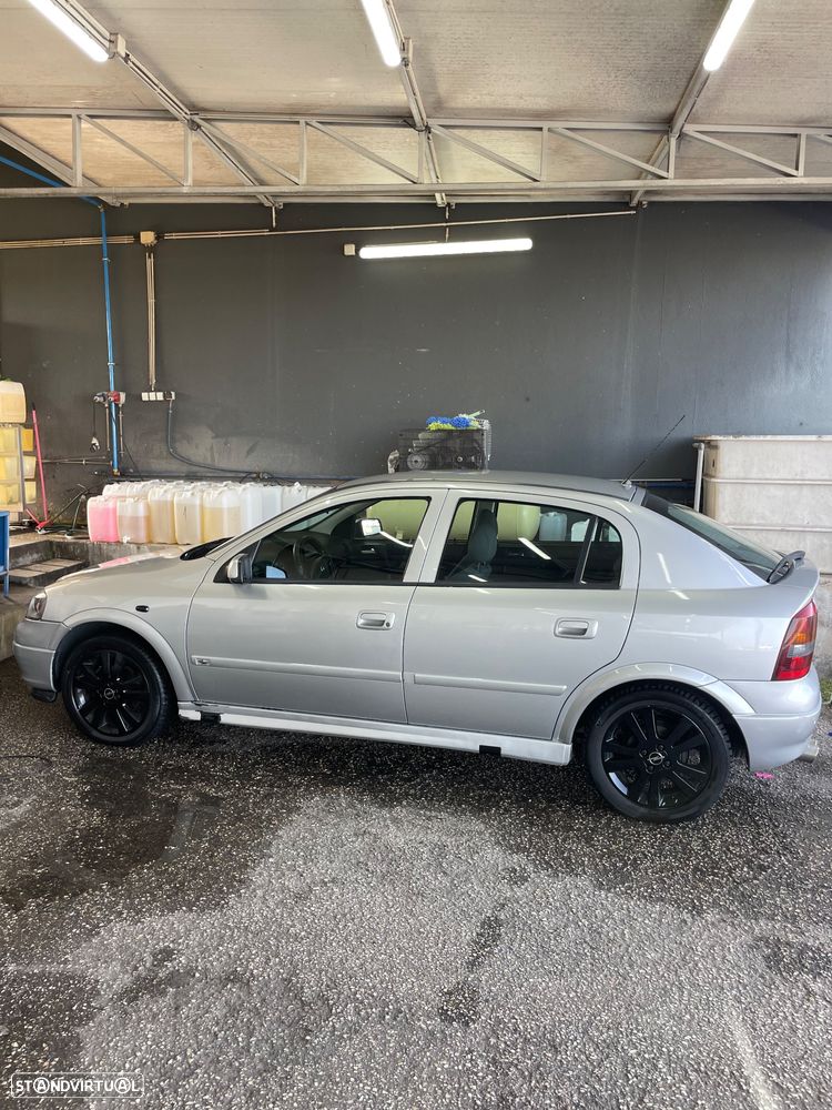 Opel Astra - 1