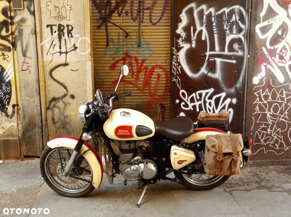 Royal Enfield Classic - 6