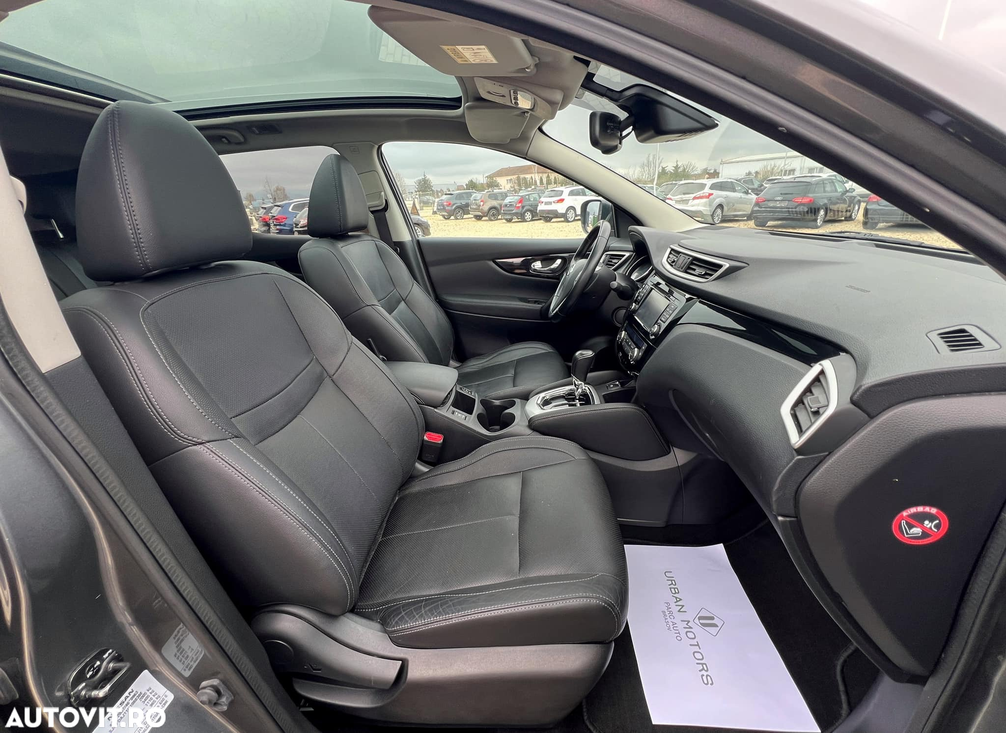 Nissan Qashqai 1.6 DCI Start/Stop X-TRONIC Tekna - 15