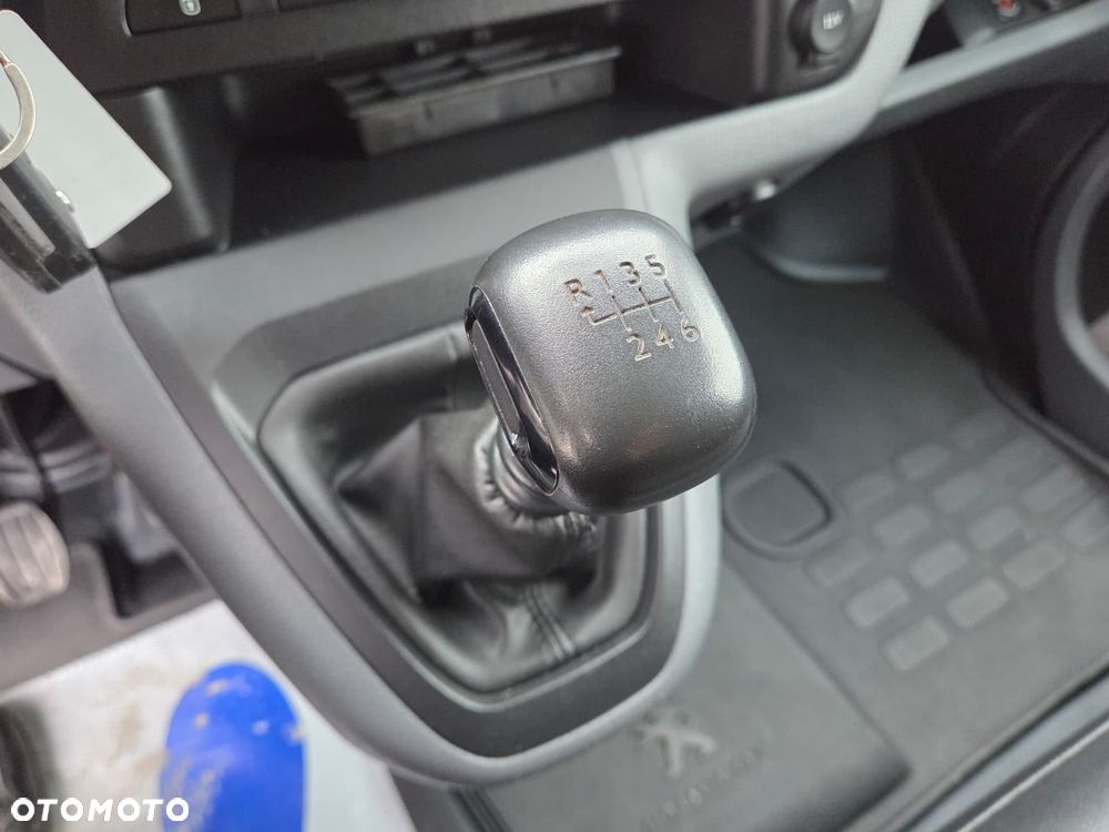 Peugeot Expert LONG 2.0 BLUE HDI 122KM - 16
