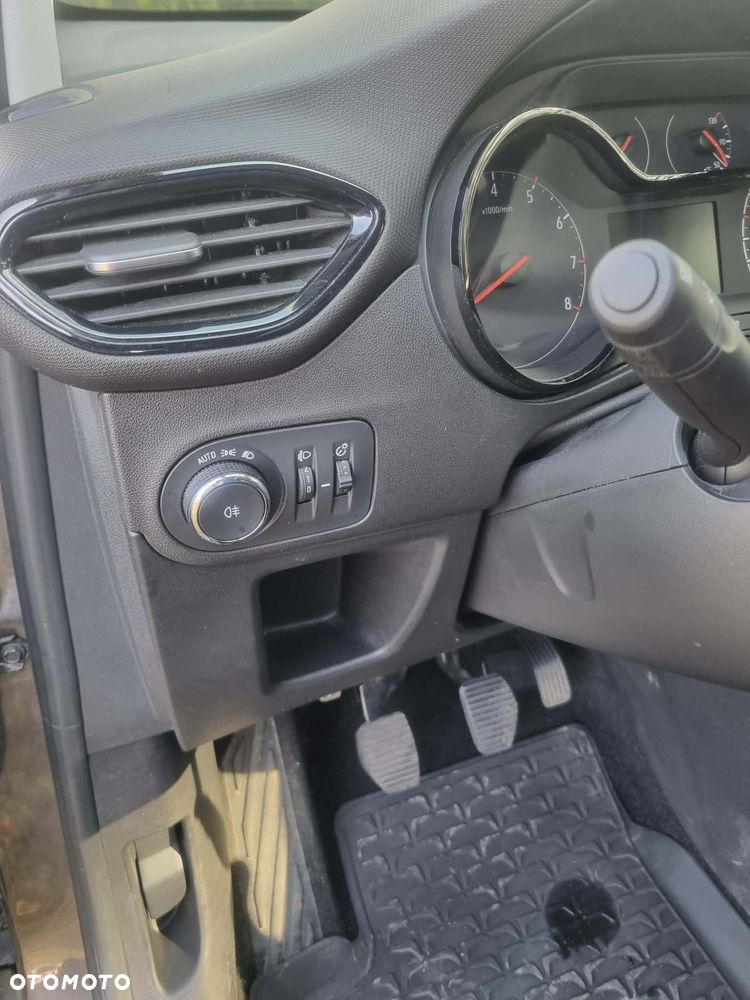 Opel Crossland X 1.2 Enjoy - 29