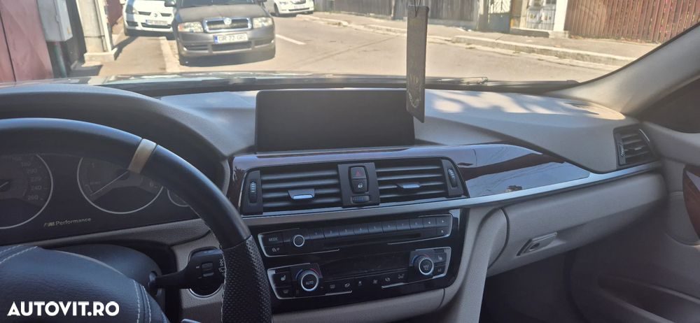 BMW Seria 3 320d Aut. Modern Line - 5