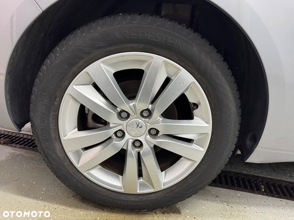 Peugeot 308 BlueHDi 130 EAT6 Stop & Start Active - 36