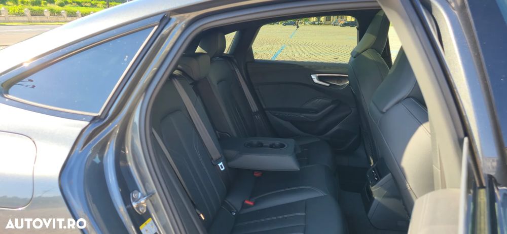 Audi A5 Limuzina 40 TDI quattro S tronic MHEV - 12