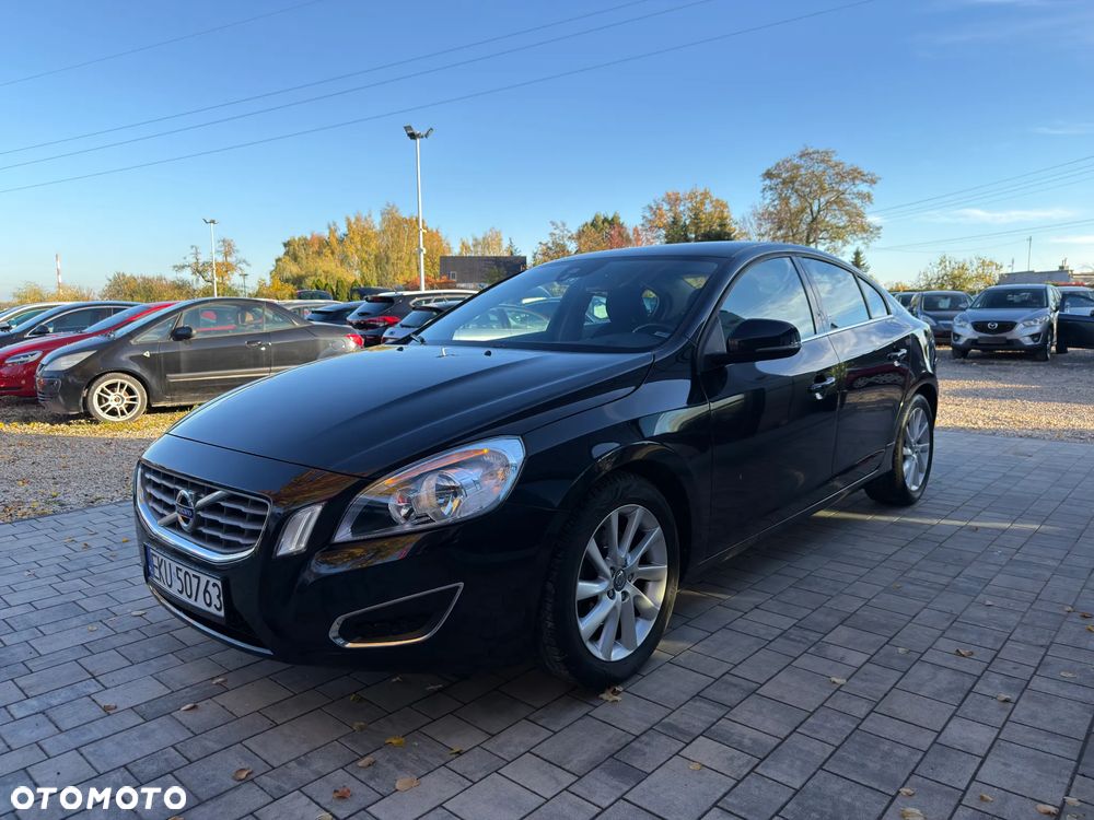 Volvo S60 D3 Momentum - 24