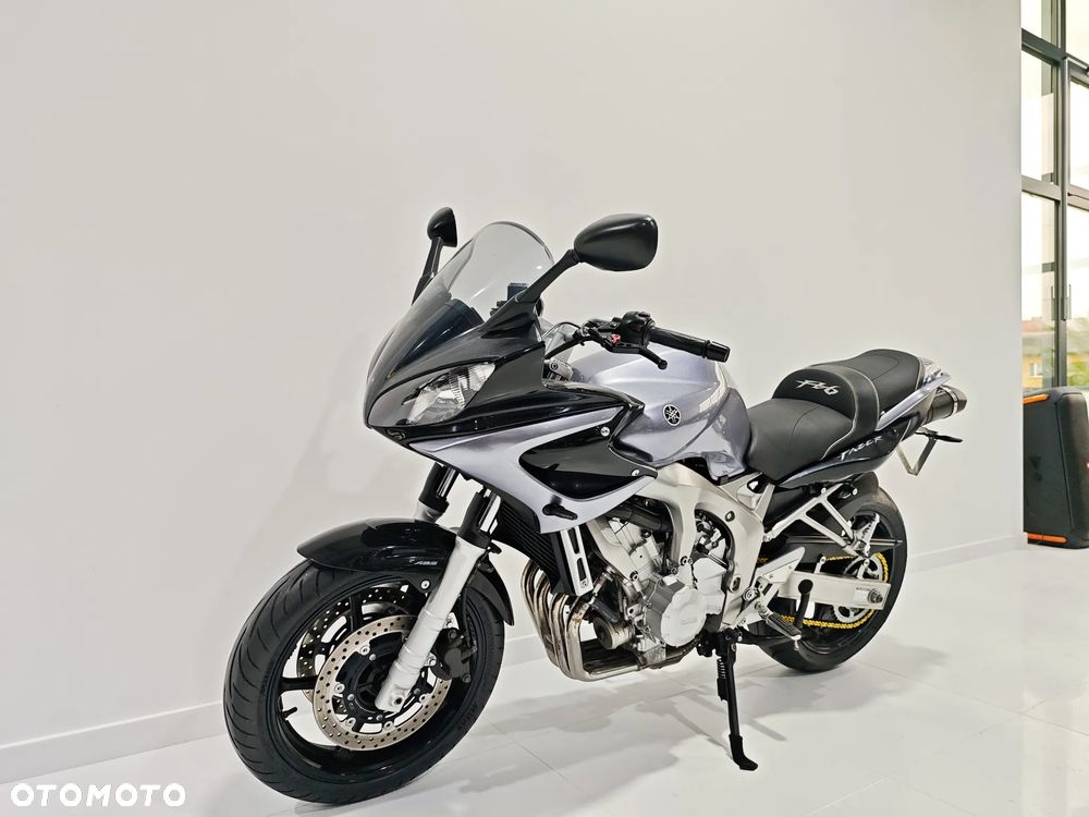Yamaha FZ - 3