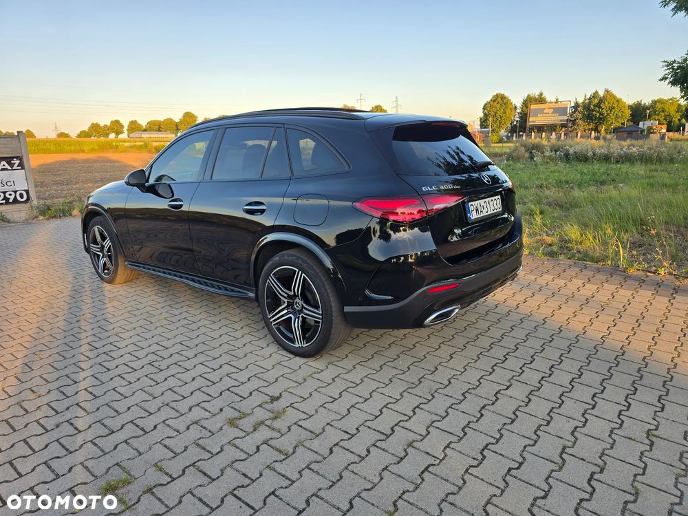 Mercedes-Benz GLC 300 de 4Matic 9G-TRONIC AMG Line Advanced - 3