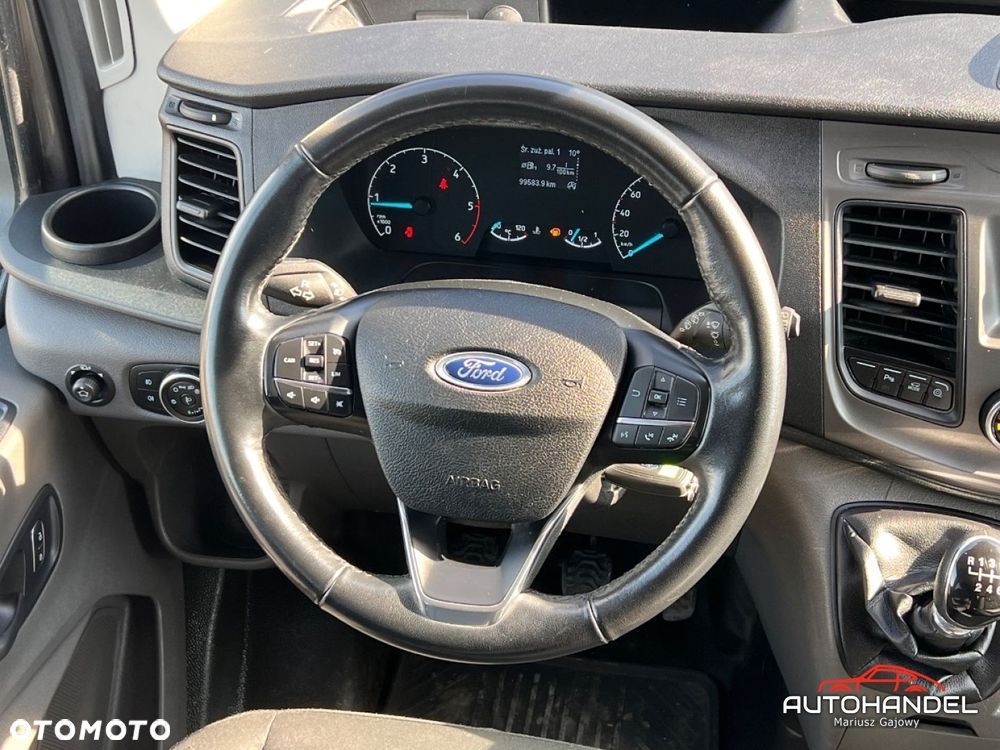 Ford Transit - 9
