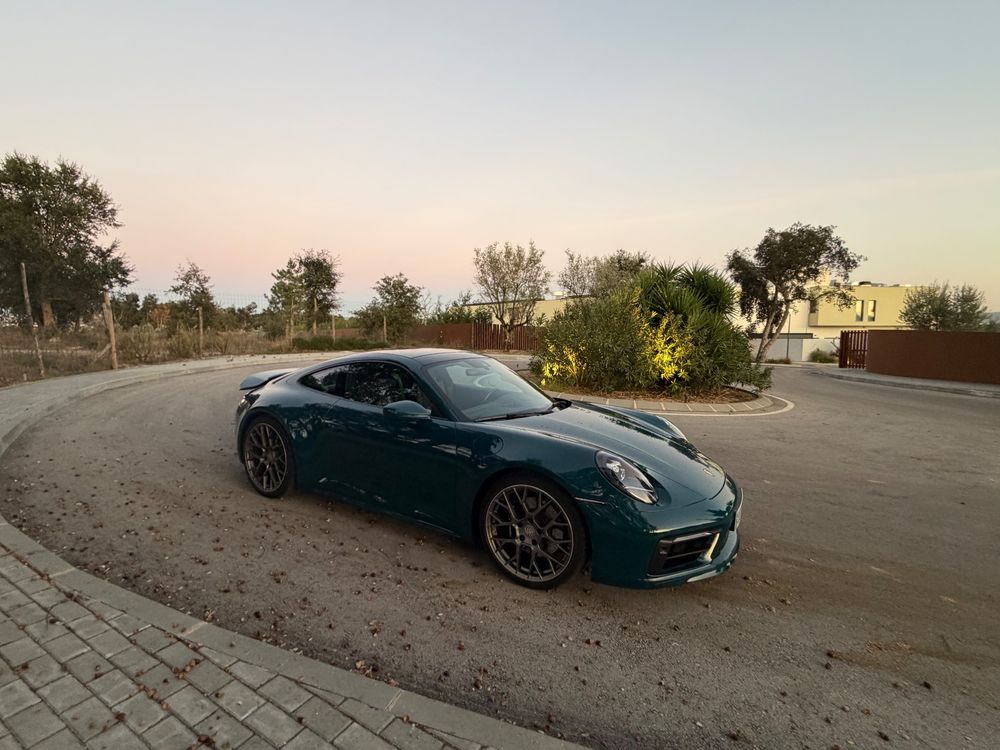 Porsche 911 (992)