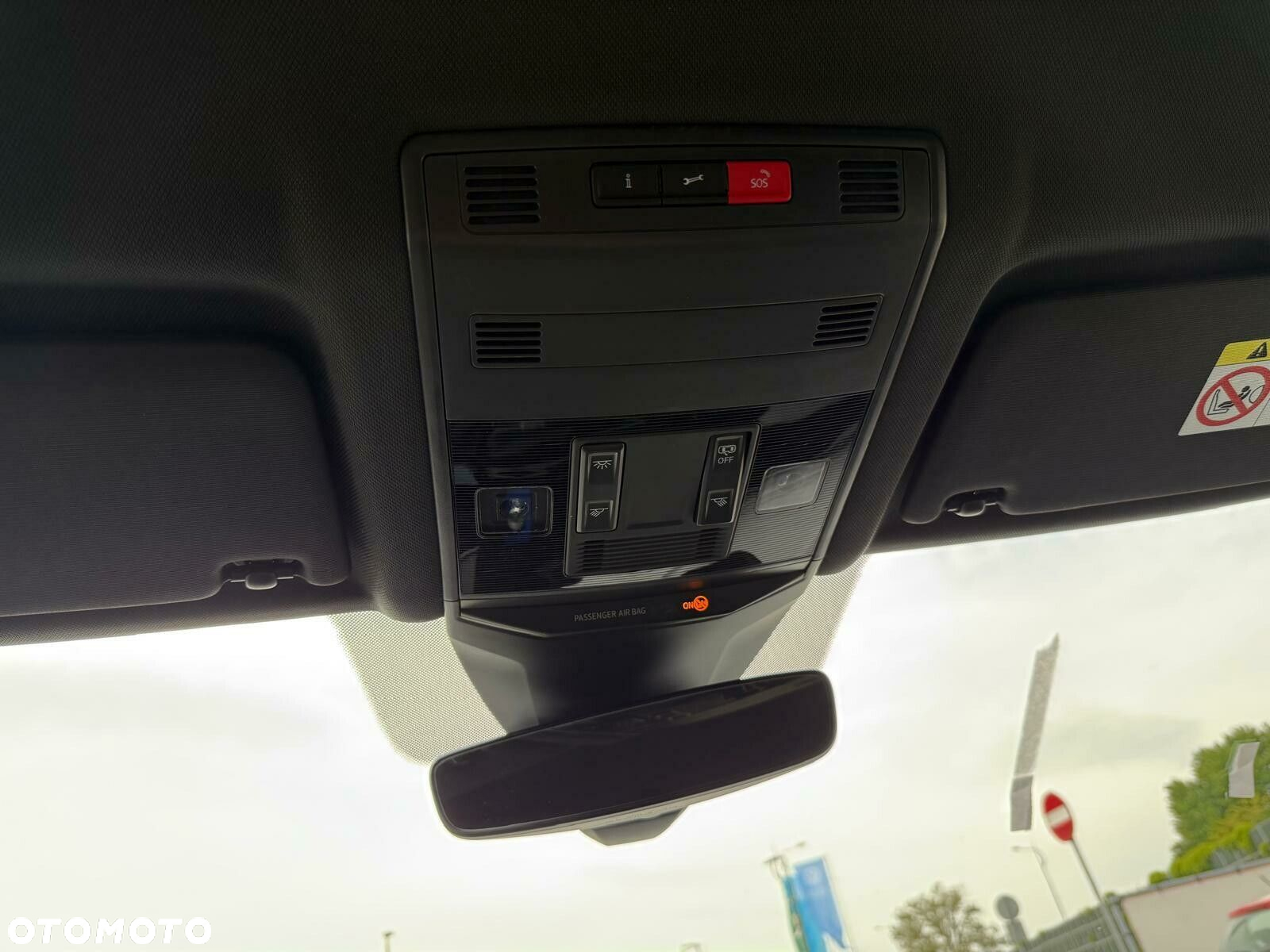 Volkswagen T-Roc 1.5 TSI R-Line Plus DSG - 26