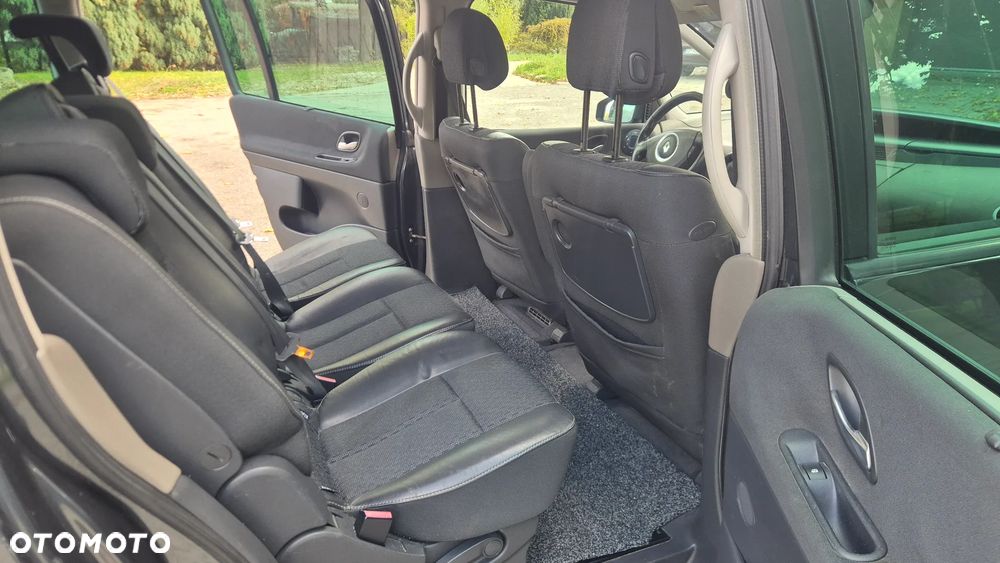 Renault Espace 2.2 dCi Expression - 12