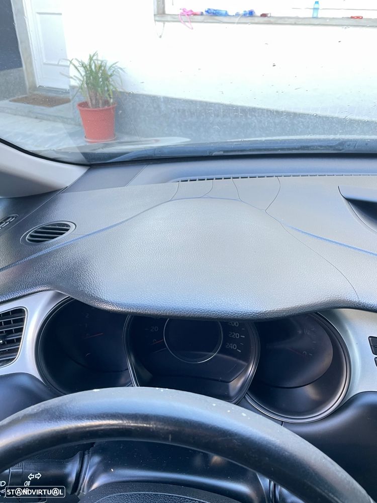Kia Ceed SW 1.4 CRDi ECO - 8