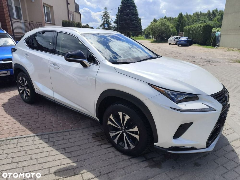 Lexus NX 300h F Impression AWD - 5