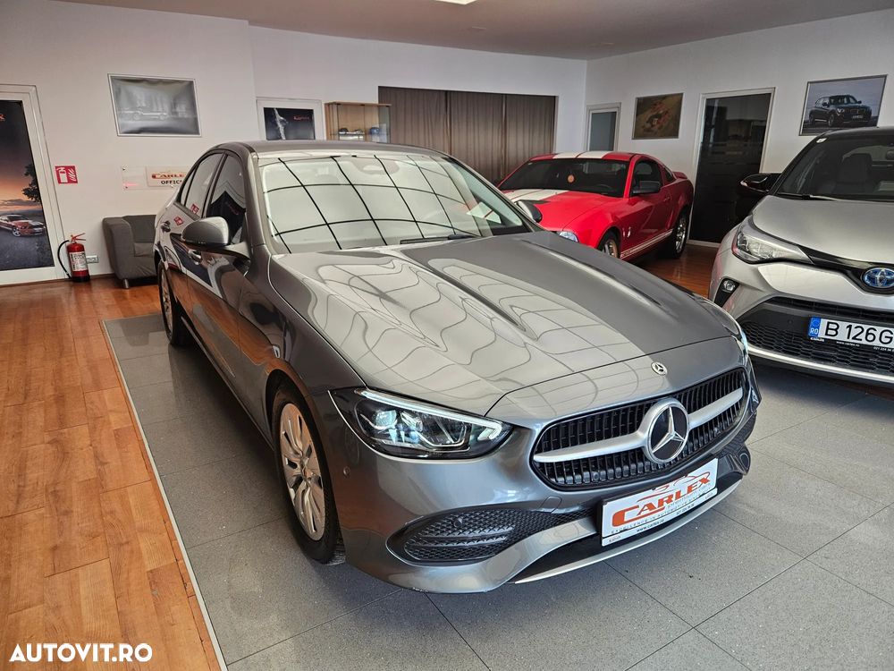Mercedes-Benz C 220 d 4Matic 9G-TRONIC - 3