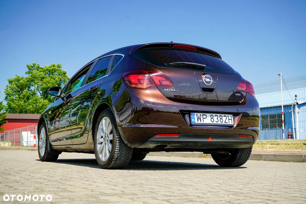 Opel Astra 1.7 CDTI DPF Innovation - 8