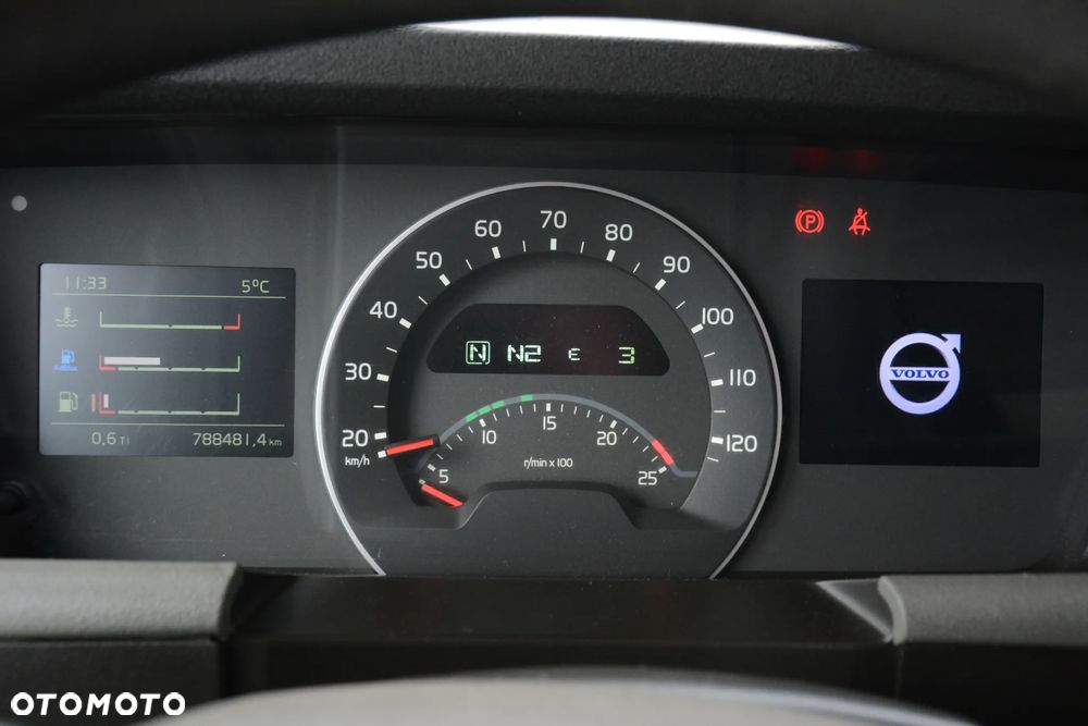 Volvo FH 500 / Hydraulika / 2015 r. / Webasto / Bardzo dobry stan - 13