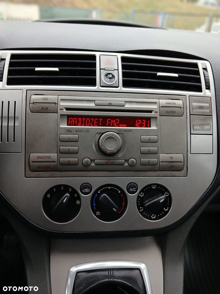 Ford Kuga 2.0 TDCi 2x4 Trend - 15