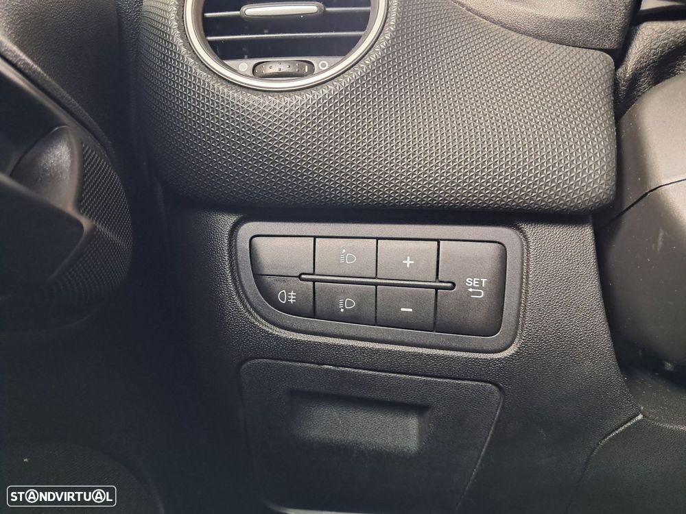 Fiat Punto 1.3 M-Jet Easy S&S - 5