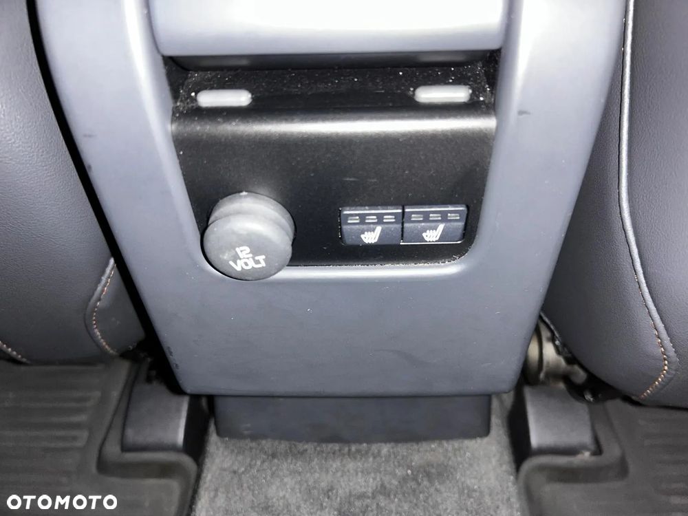 Volvo XC 60 D4 Drive-E Momentum - 25