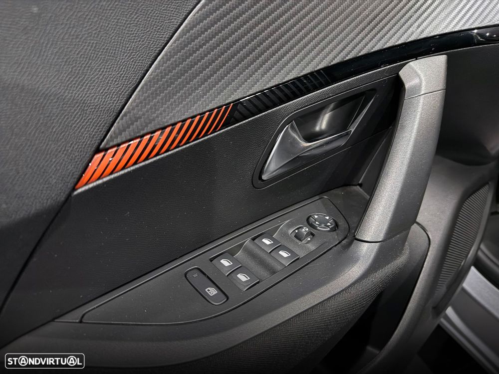 Peugeot 2008 1.2 PureTech Active Pack - 13