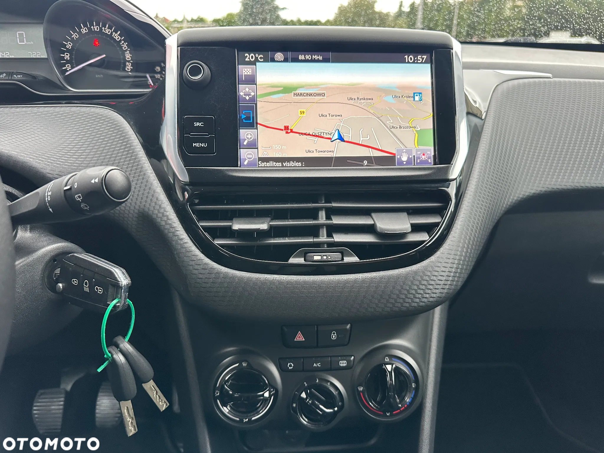 Peugeot 208 1.2 PureTech Style - 18