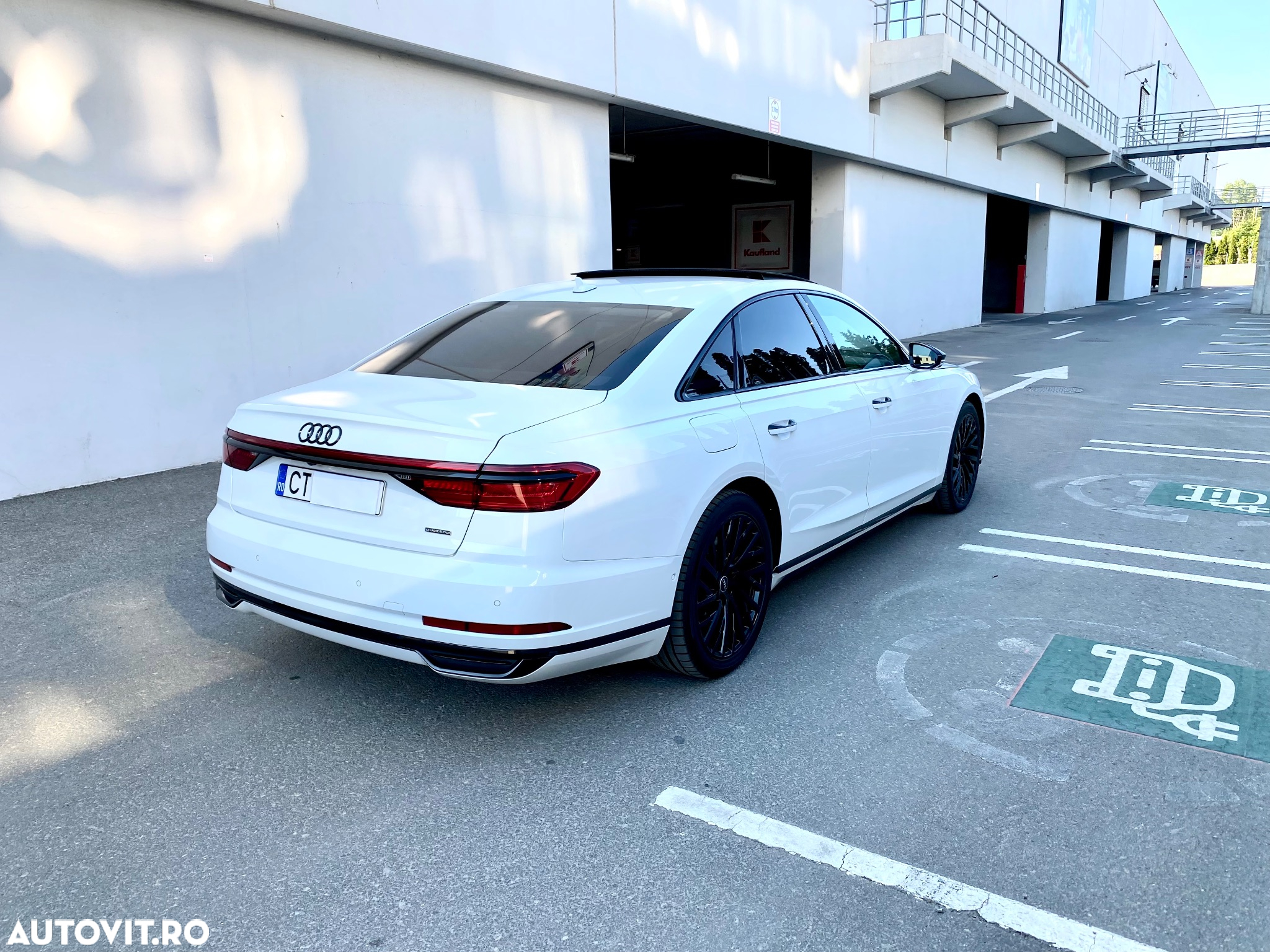 Audi A8 60 TFSI e quattro Tiptronic PHEV - 6