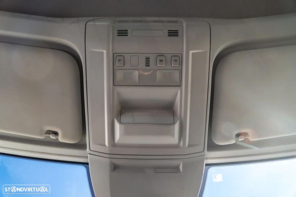 VW Crafter 35 2.0 TDI CD L4 Longo 4Motion - 24