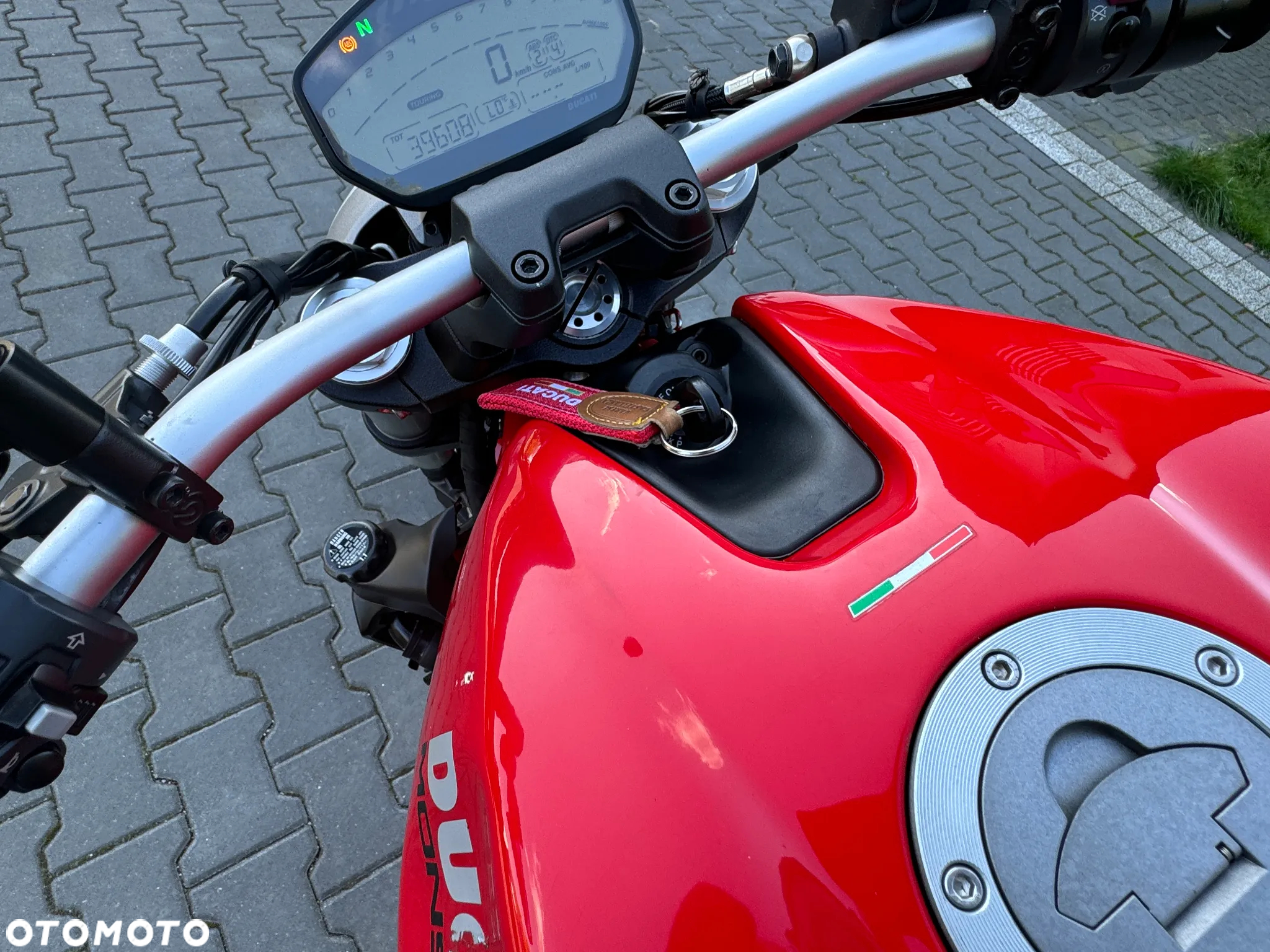 Ducati Monster - 34
