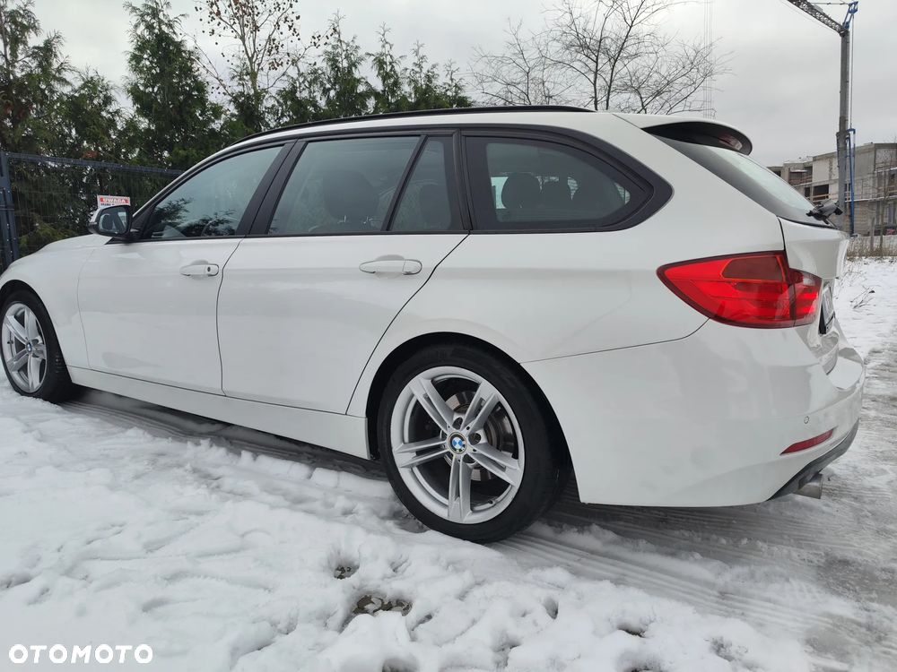 BMW Seria 3 318d DPF Edition Lifestyle - 4