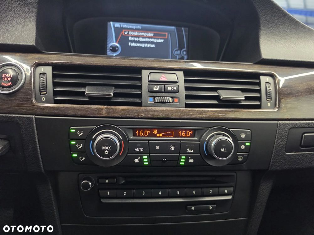 BMW Seria 3 320d Edition Exclusive - 31