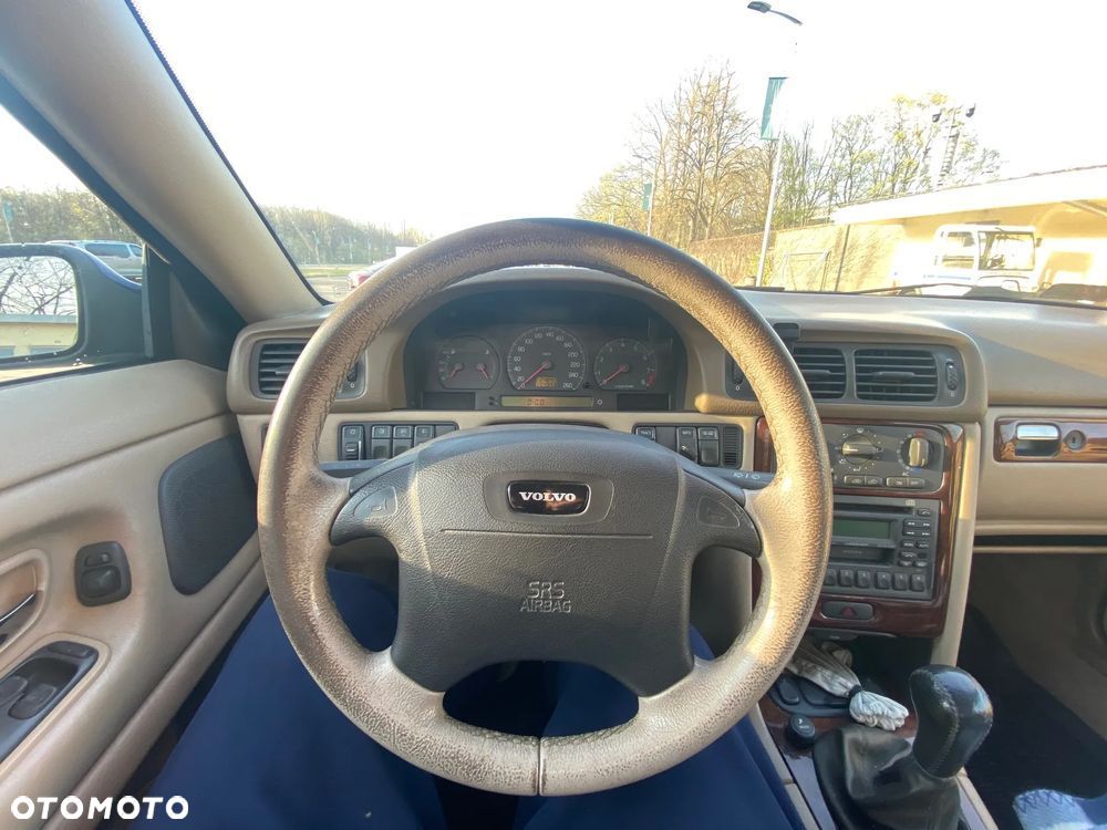 Volvo C70 2.3 - 13