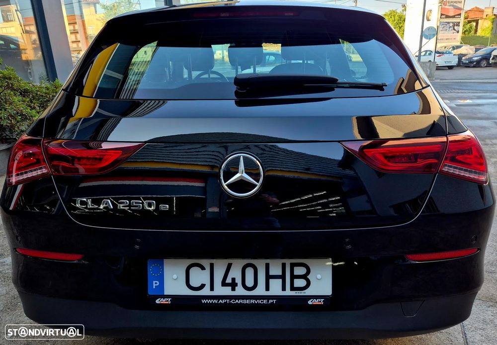 Mercedes-Benz CLA 250 e Shooting Brake Progressive — fotografia 11