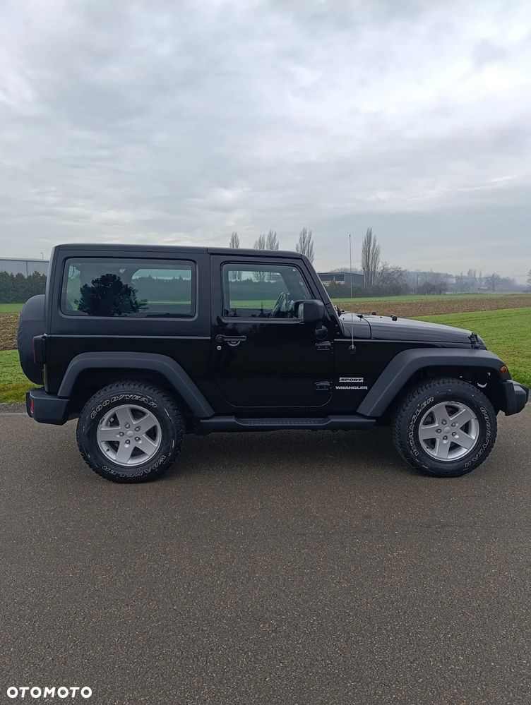 Jeep Wrangler 2.8 CRD Sport - 4