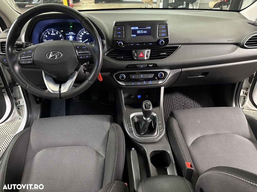 Hyundai i30 - 10