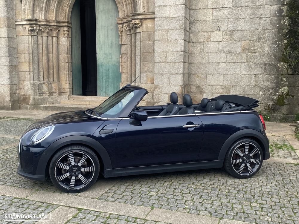 MINI Cabrio Cooper Premium Plus Essential Auto - 22