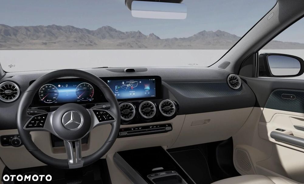 Mercedes-Benz GLA - 5