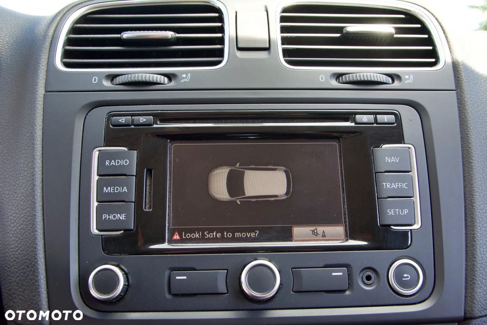 Volkswagen Golf - 14