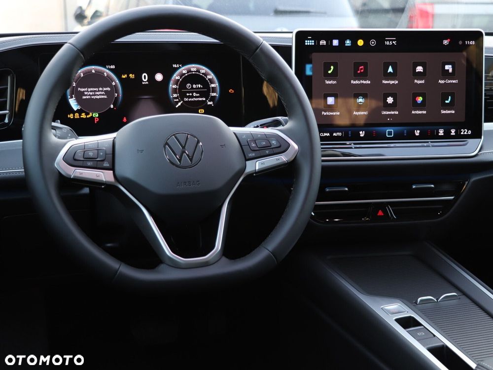 Volkswagen Passat - 13